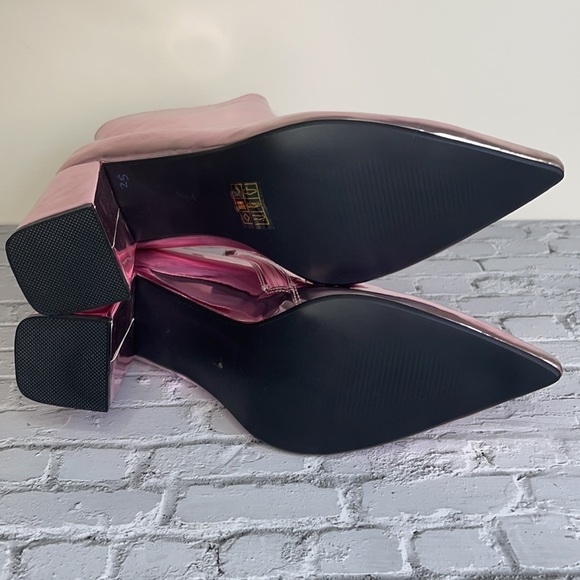 PUBLIC DESIRE | Empire Pointed Toe Ankle Boots - Picture 12 of 13